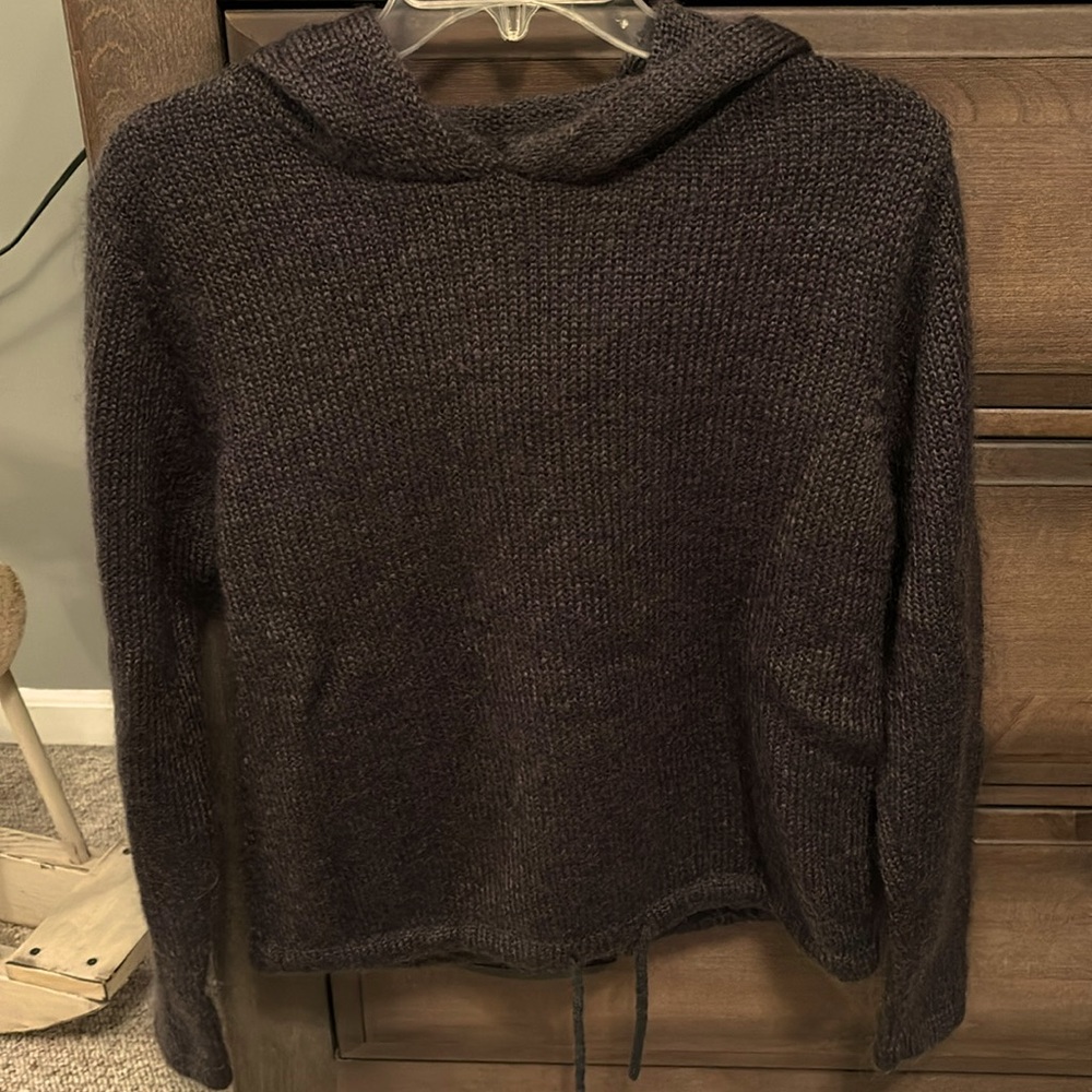 Excellent! 111 State size small mohair/wool sweater w/ hood